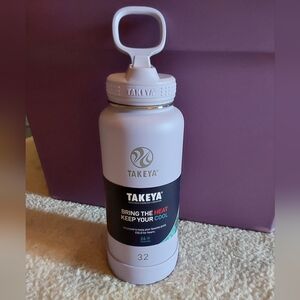🌺 NWT Takeya 32 Oz. Insulated Stainless Water Bottle